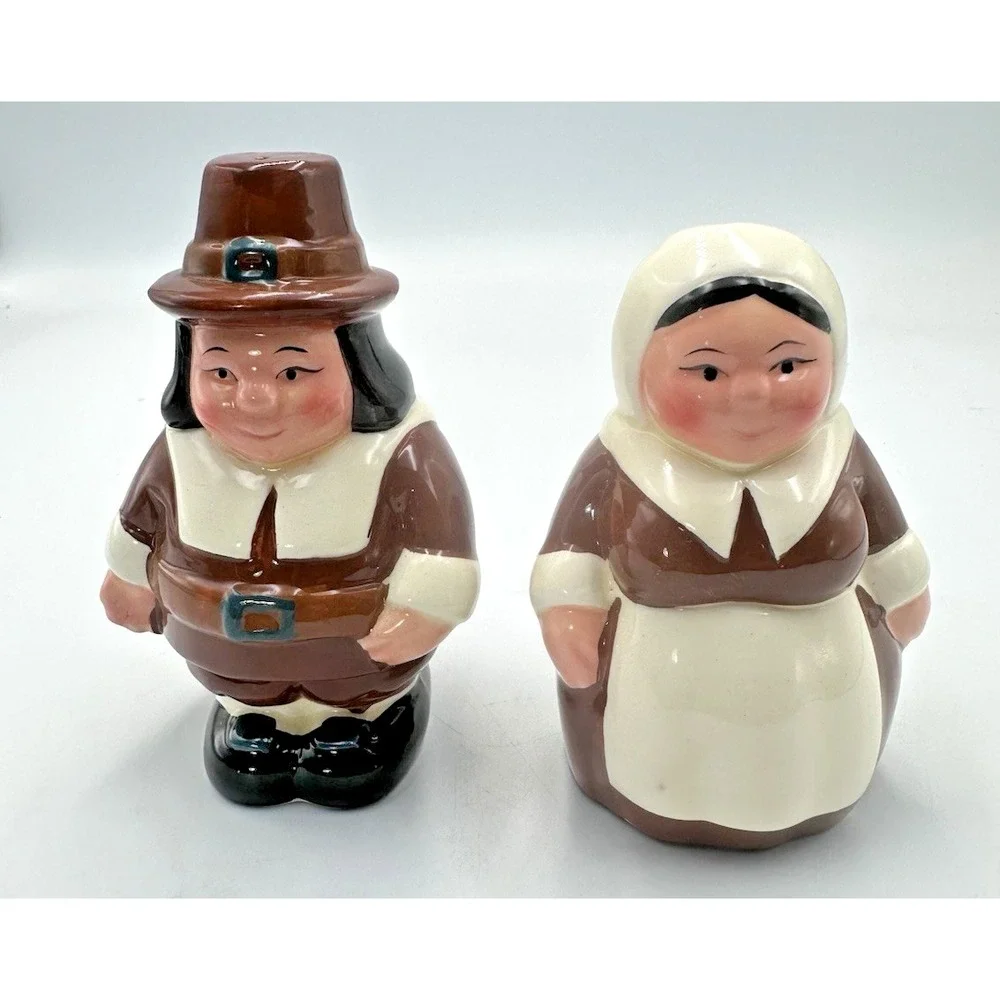 Publix pilgrim pair salt and pepper shakers thanksgiving